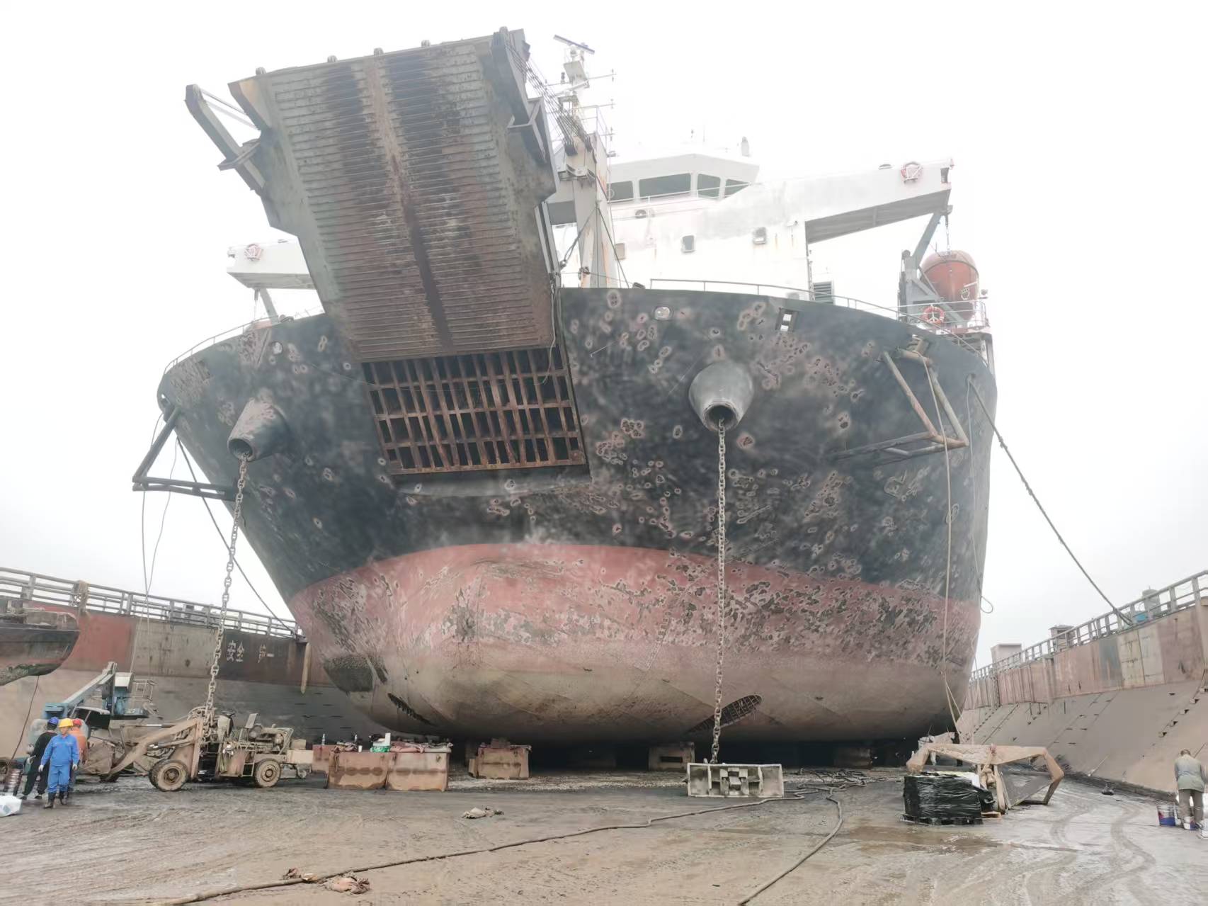 Ming He 788 Ship Refurbishment